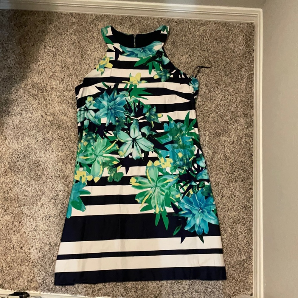 Vince Cumuto Tropical shift dress